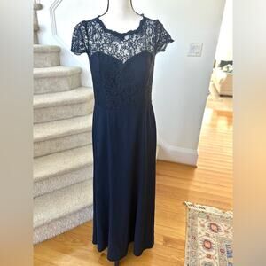 Jenny Packham Midnight Navy Lace Cap Sleeve Sweetheart Bridesmaid Gown